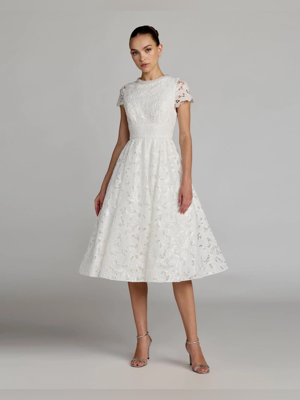 MAC DUGGAL
White Embroidered Lace A Line Midi Dress Size 12